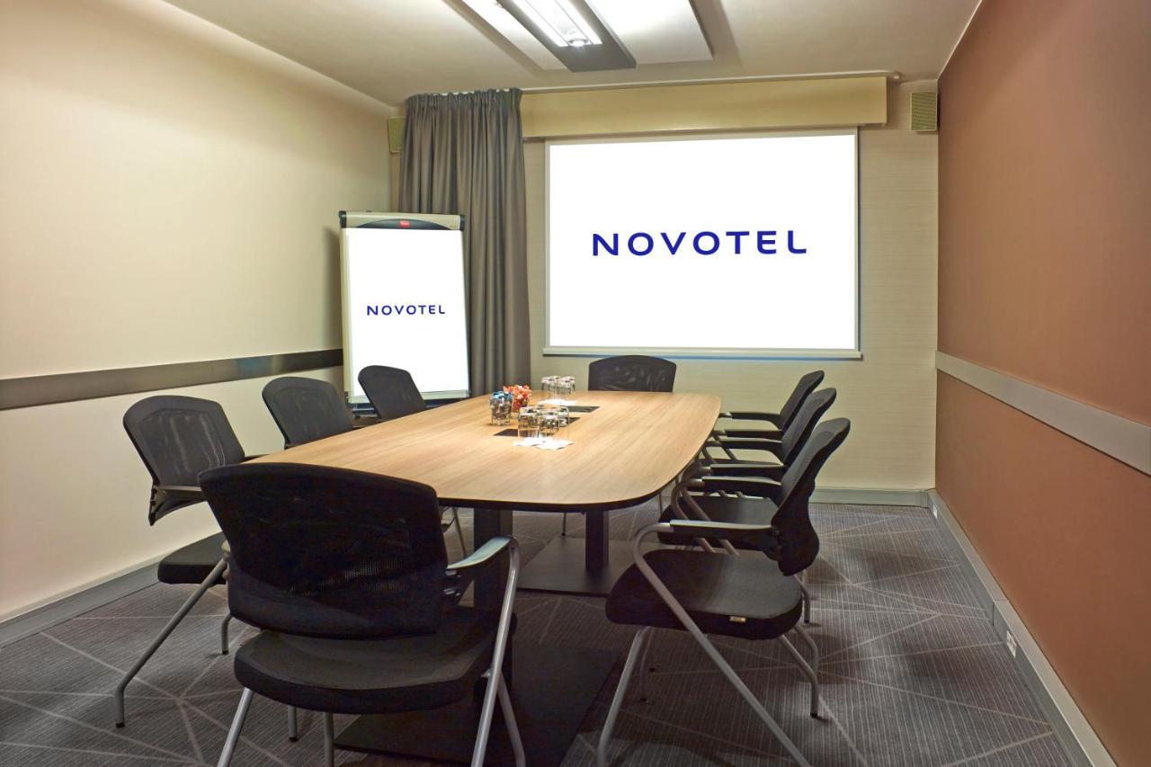 Novotel Warszawa Centrum Exterior foto Meeting room